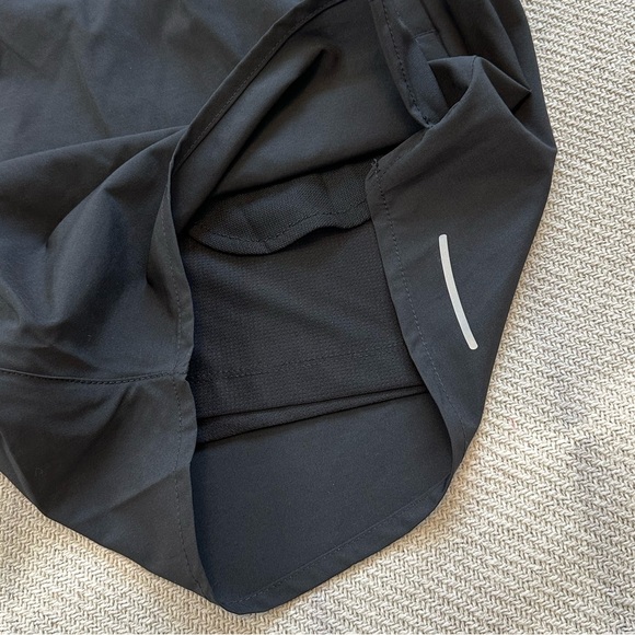 DKNY Men’s Shorts Size XL NWT Black Lined UPF40 Active Summer - Picture 4 of 8